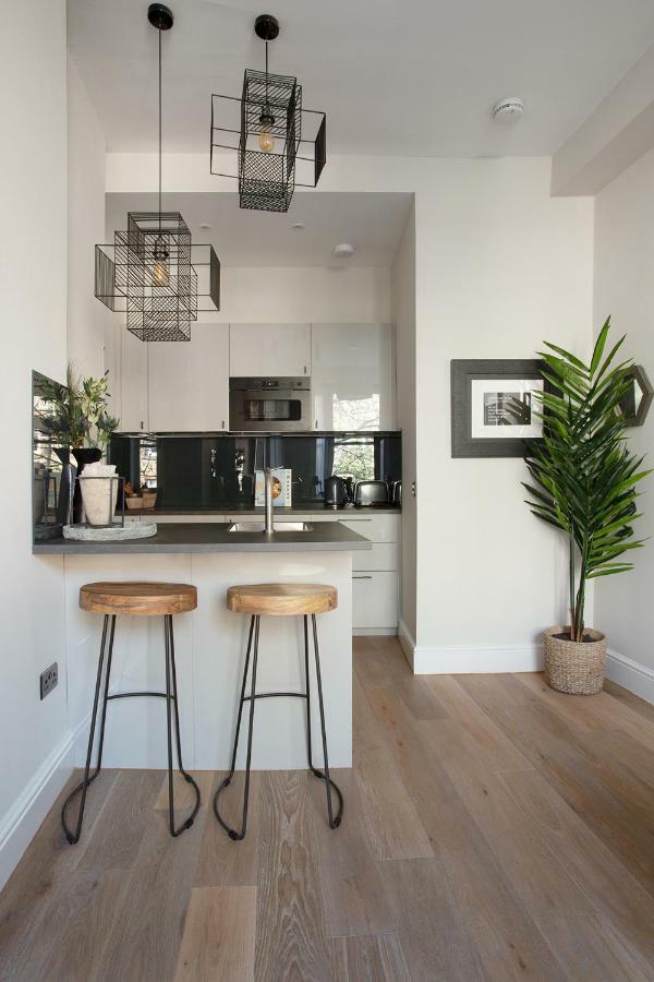 Holyrood Park City Centre Apartment Edinburgh Bagian luar foto